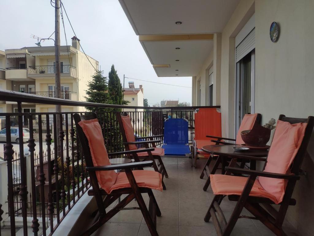 Blue Moon Apartments ネア・ミカニオーナ エクステリア 写真