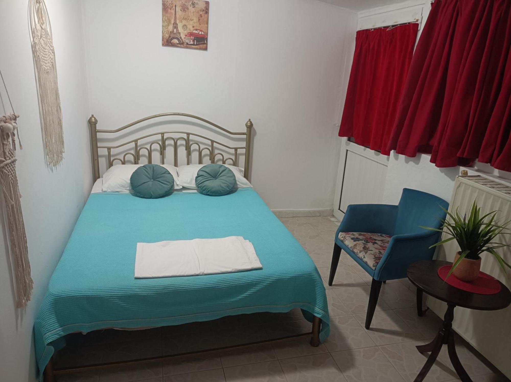 Blue Moon Apartments ネア・ミカニオーナ エクステリア 写真